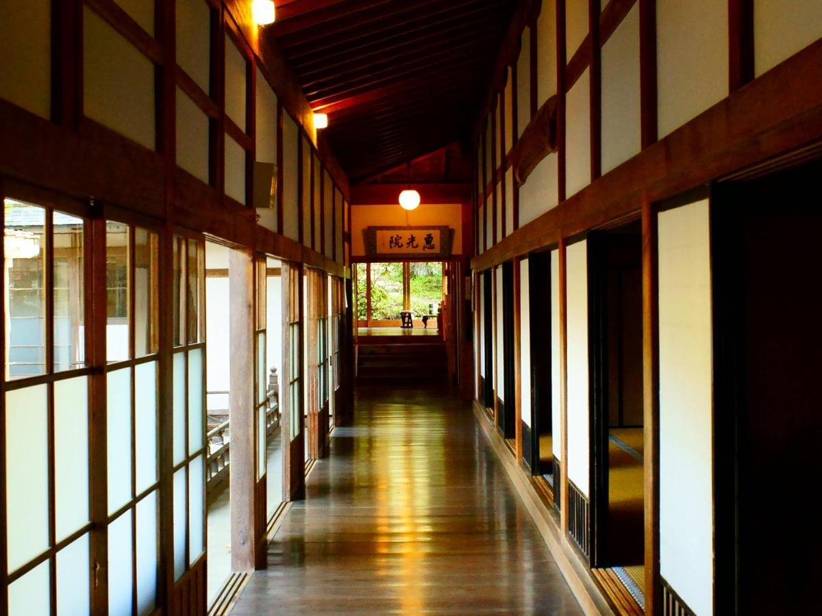 Hotel 高野山 宿坊 恵光院 -Koyasan Syukubo Ekoin Temple- Exterior foto